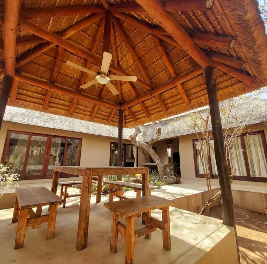 13 Raptors Lodge Hoedspruit Extérieur photo